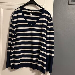 Vineyard Vines cozy v-neck sweater